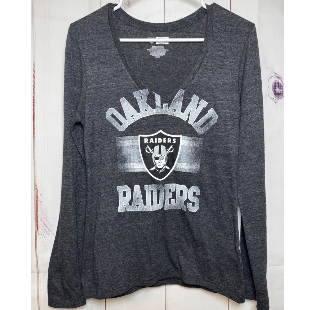 Woman's‎ Gray Oakland Raiders Long Sleeve Shirt / Size Medium / Sku0044